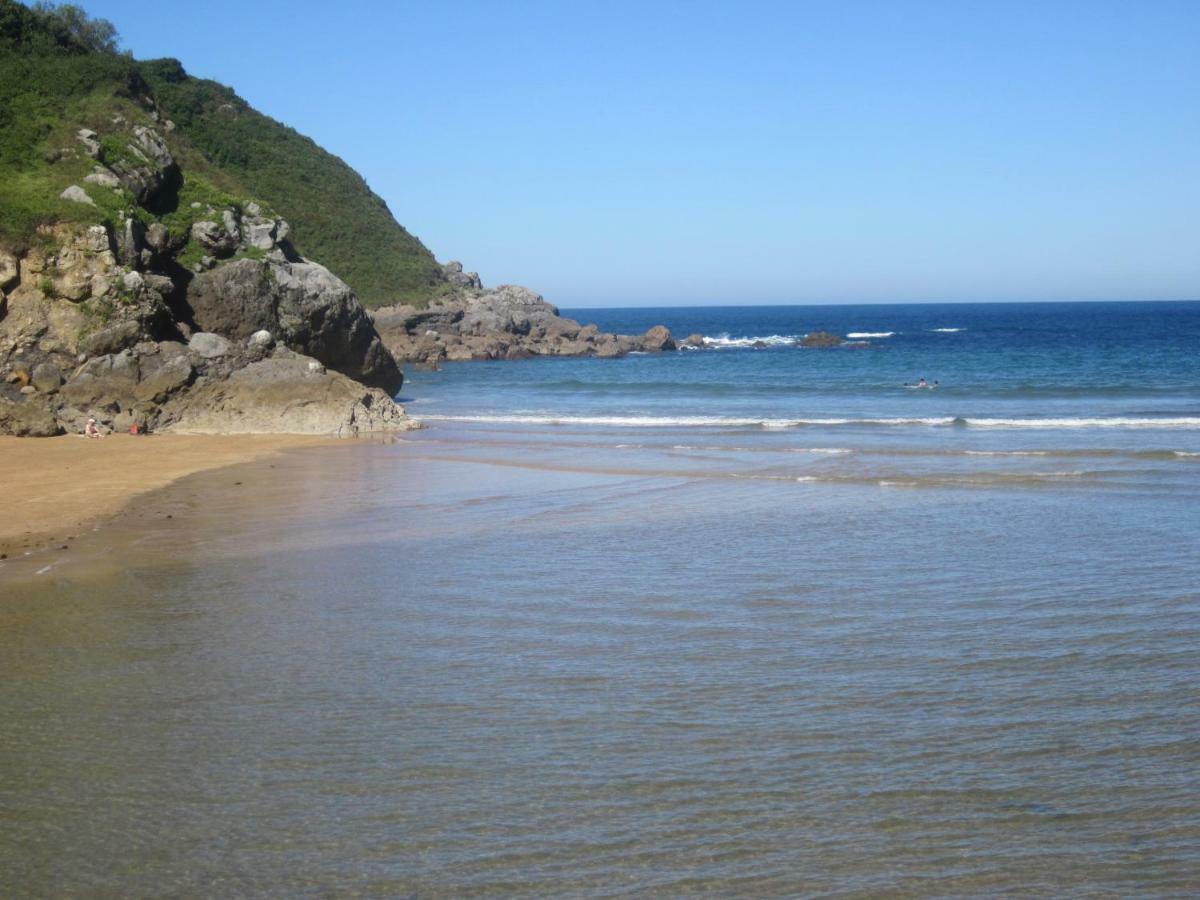 Ea Playa Montana45'Guggemhein A 200M Andando Playa Y Del Centro Pueblo Lejlighed Ea Eksteriør billede
